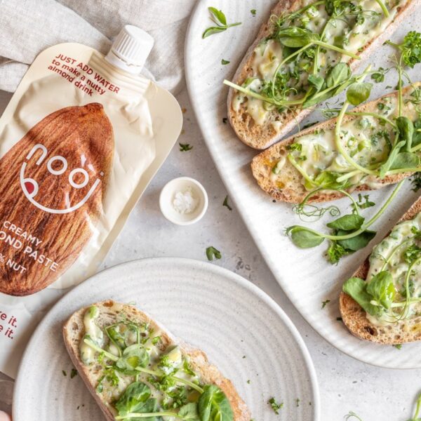 Monday’s were made for serious brunching action! And these NOOJ savoury toasts w